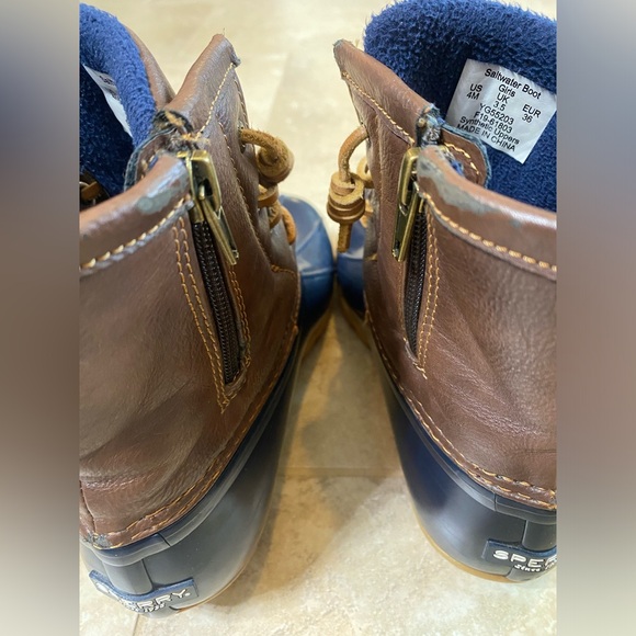 Sperry Top Sider SaltWater Duck Boot Big Kids size 4 GUC - Picture 8 of 11
